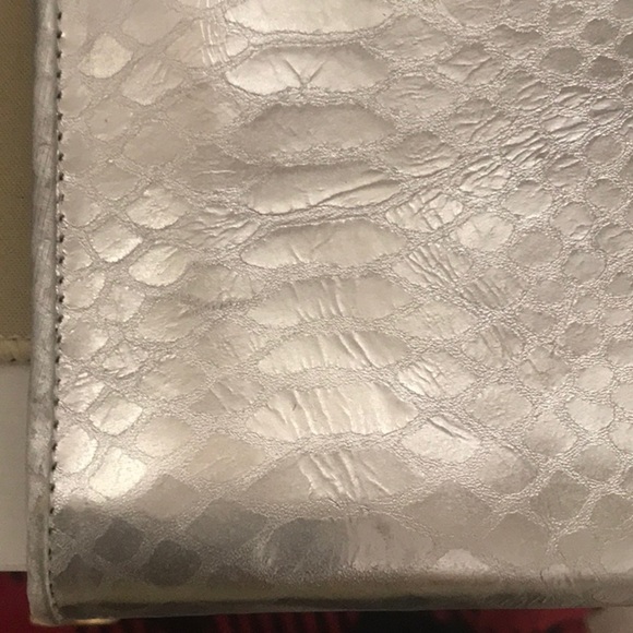 Carmen Steffens Silver Clutch - Picture 8 of 9